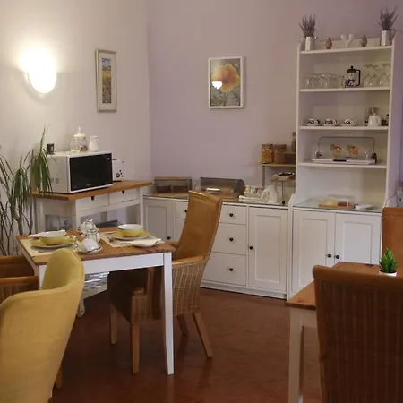 לינה וארוחת בוקר Casa Palmas 4*