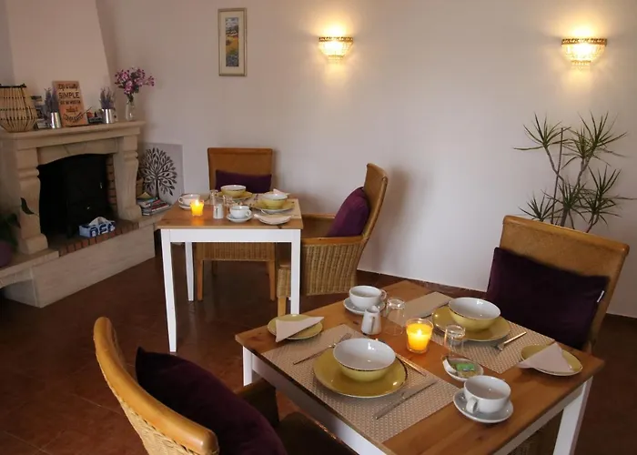 Casa Palmas לינה וארוחת בוקר אובידוס