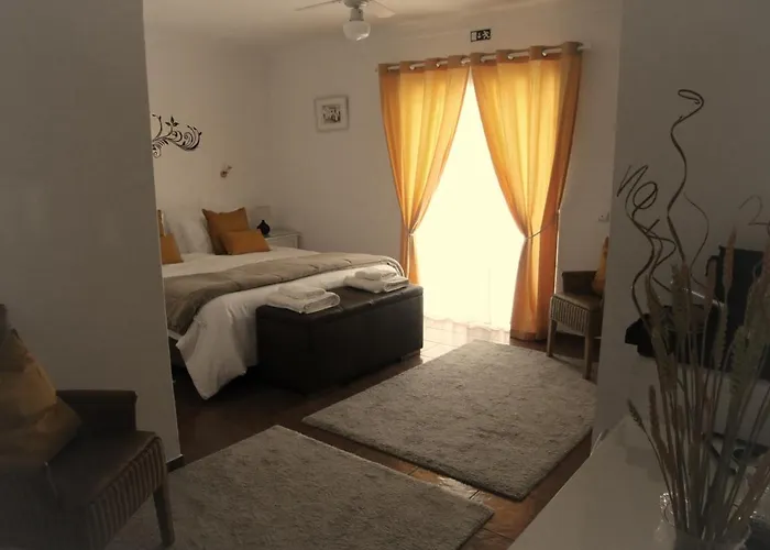 Casa Palmas Bed & Breakfast 3*