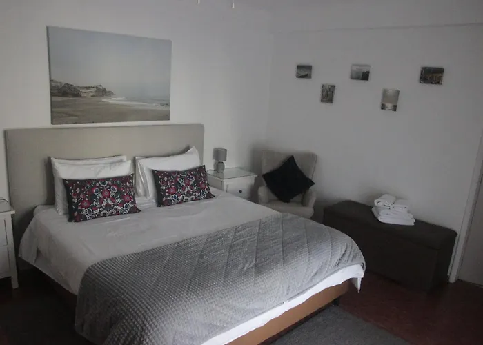 לינה וארוחת בוקר Casa Palmas אובידוס